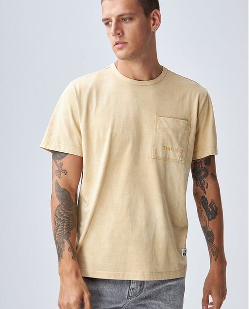 Camiseta para hombre Relaxed manga corta con mensajes estampados y algodón ecológico