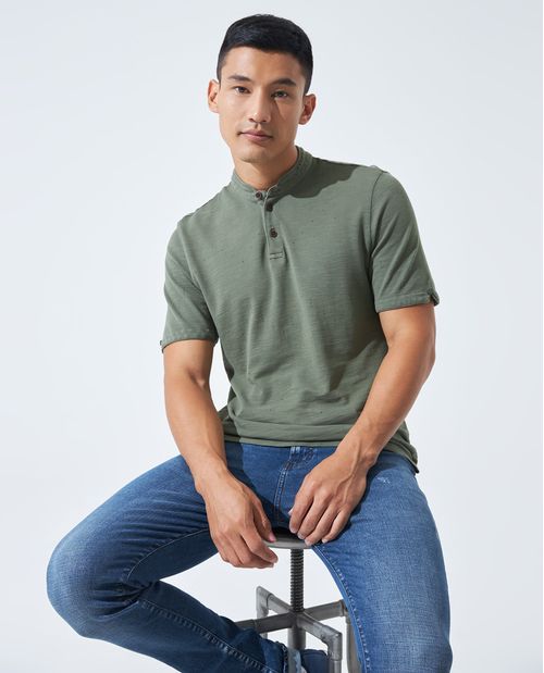 Camiseta tipo polo estampado miniprint para hombre