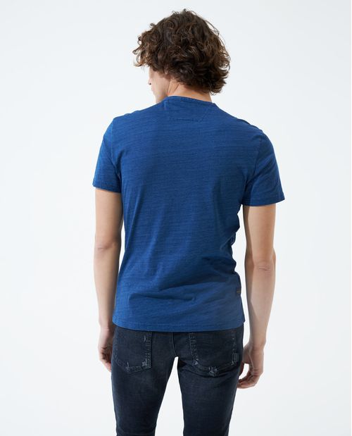 Camiseta clásica de base denim para hombre