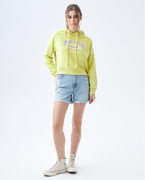 Short con pequeños desgastes para mujer
