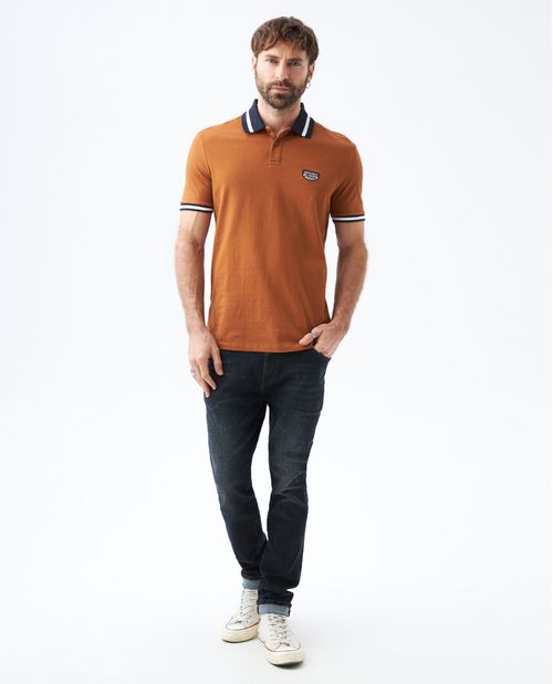 Polo con bordado para hombre