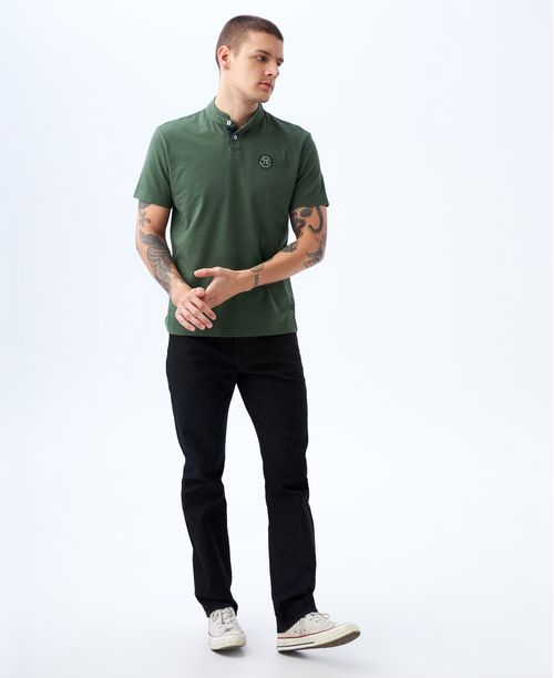 Polo con detalle bordado para hombre
