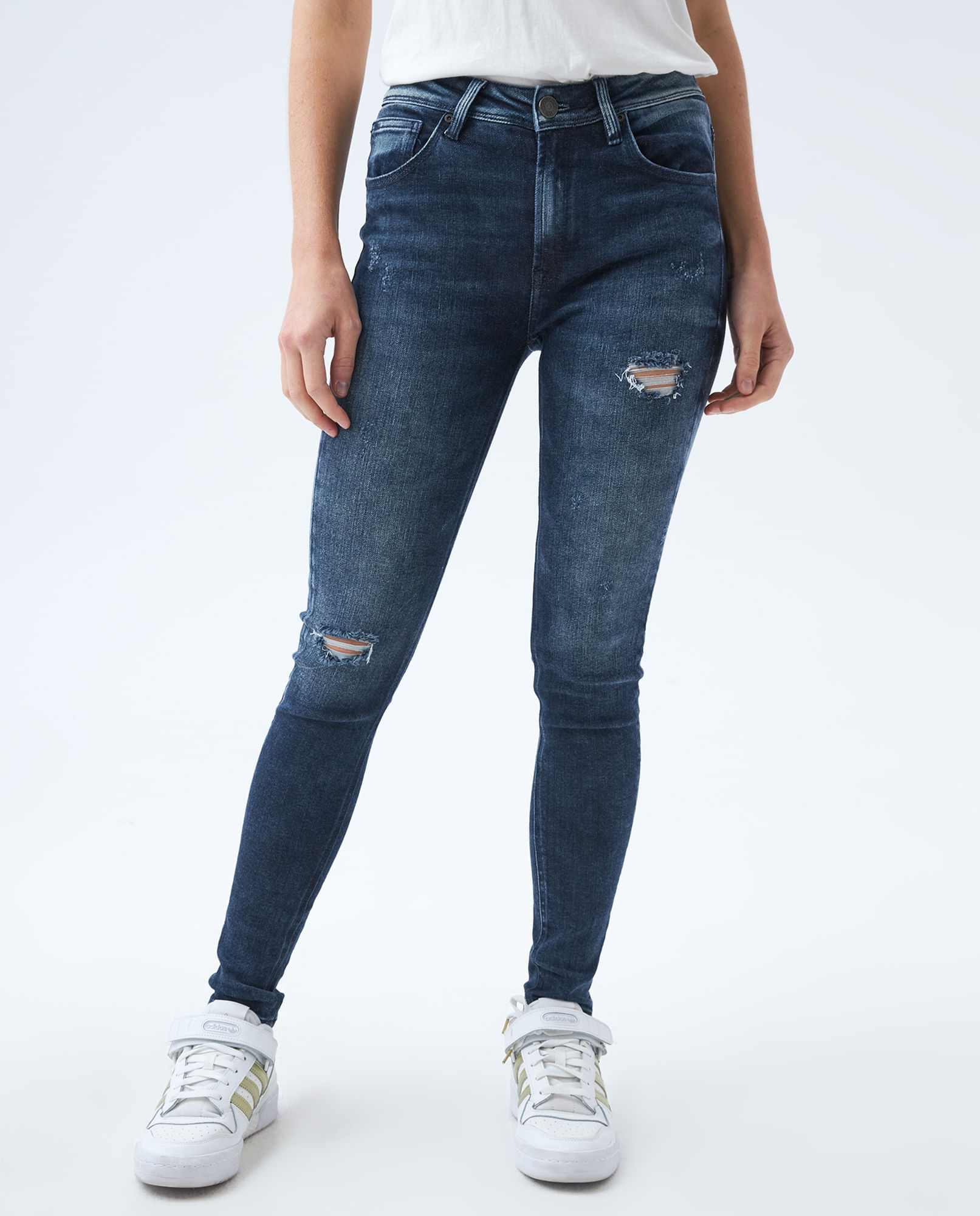 Jeans con roturas mujer hot sale