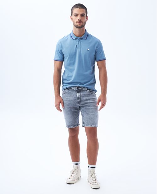 Polo con diseño bordado para hombre