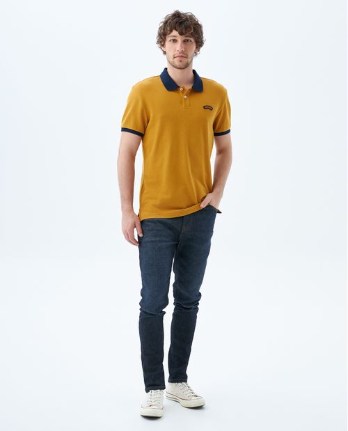 Polo con detalles al contraste para hombre