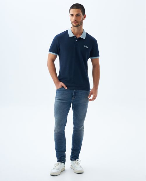 Polo con detalles al contraste para hombre
