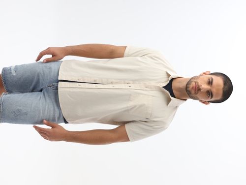 Camisa con bolsillo de parche para hombre