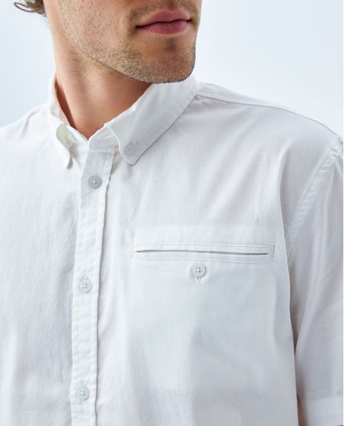 Camisa con bolsillo de ribete para hombre