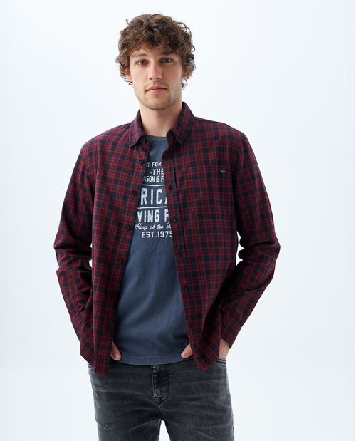 Camisa con diseño a cuadros para hombre