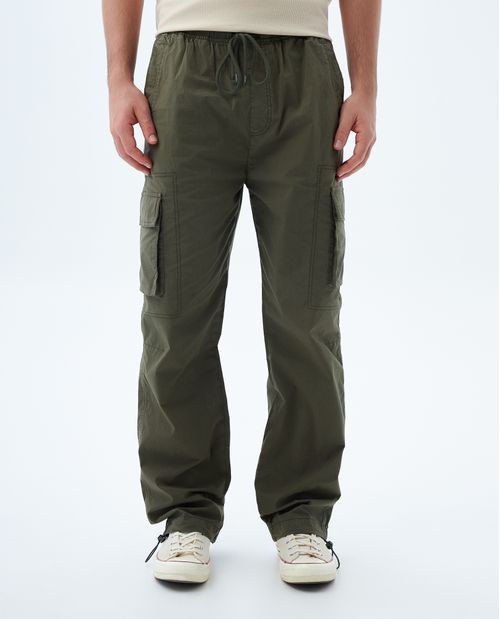 Pantalón tipo cargo para hombre