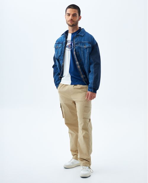 Camiseta con estampado en frente para hombre