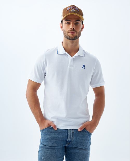 Polo con aplique en punto corazón para hombre