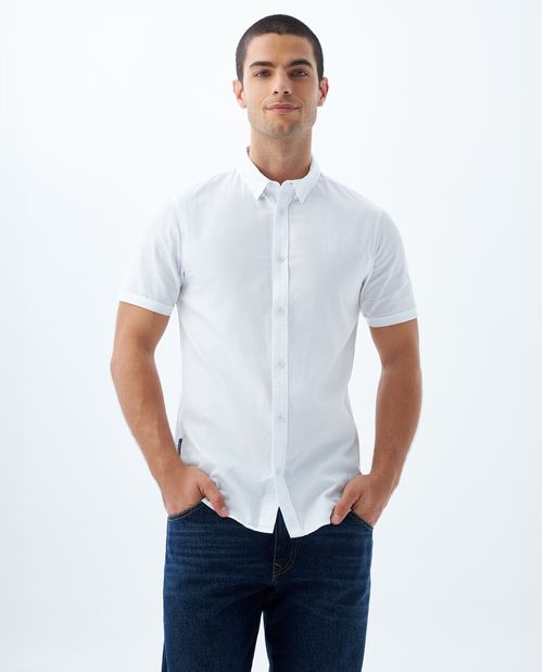 Camisa con botones para hombre