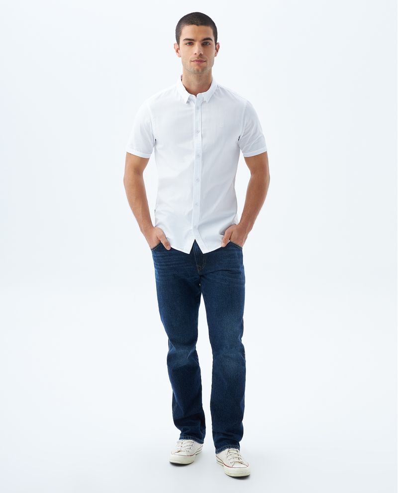 Pantalon jean con camisa hombre hotsell