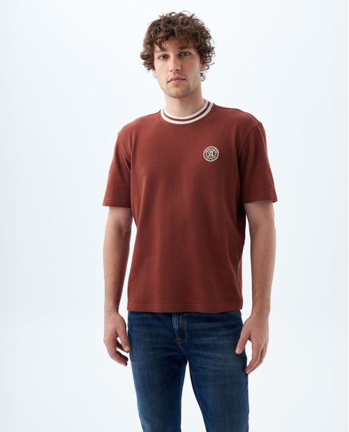 Camiseta manga corta con aplique para hombre