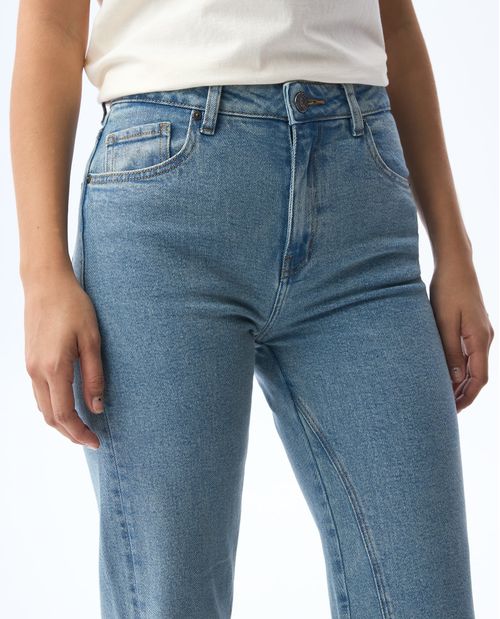 Jean Straight tono medio claro para mujer