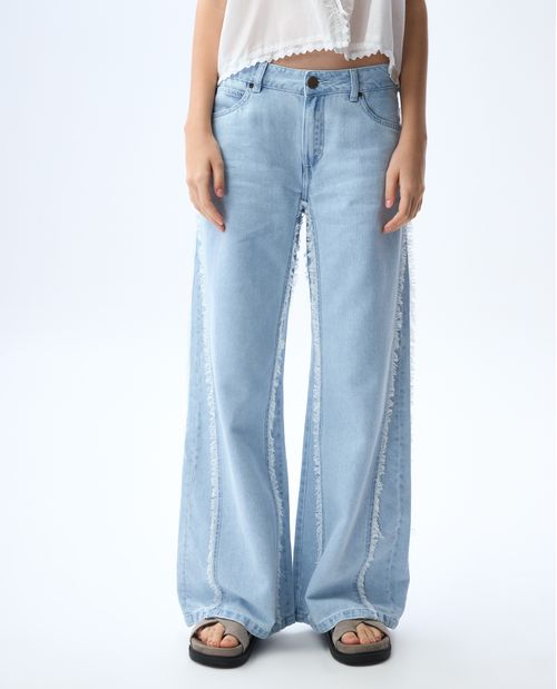 Jean Flare con cortes para mujer