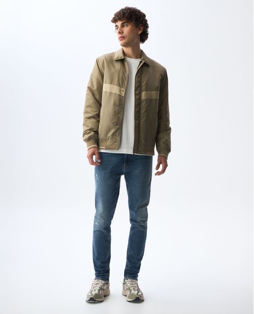 Jean Tapered tono medio para hombre