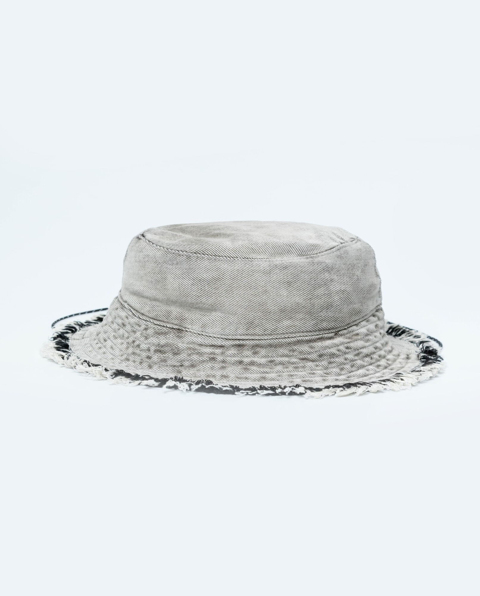 70_752G200_GRI193803_7.jpg