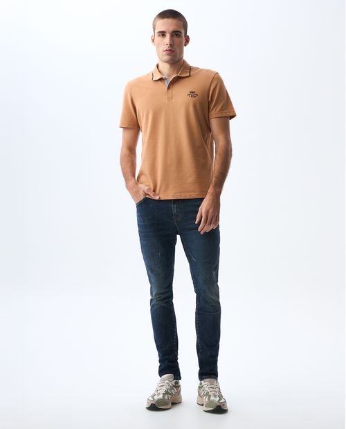Polo con bordado en punto corazón para hombre