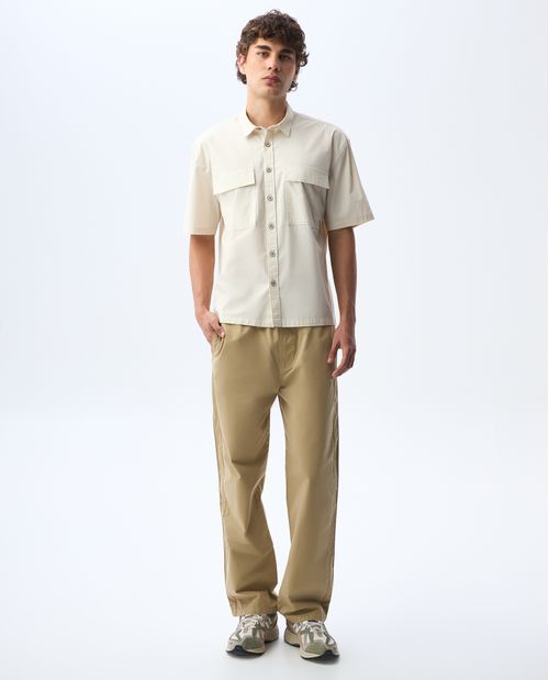 Camisa tipo Boxy con bolsillos para hombre