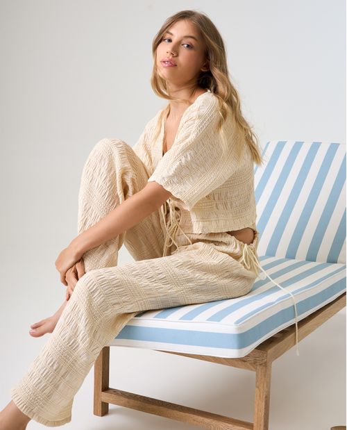 Camisa de tela con textura para mujer