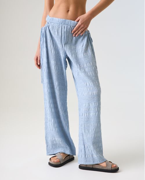 Pantalón Mom de tela con textura para mujer