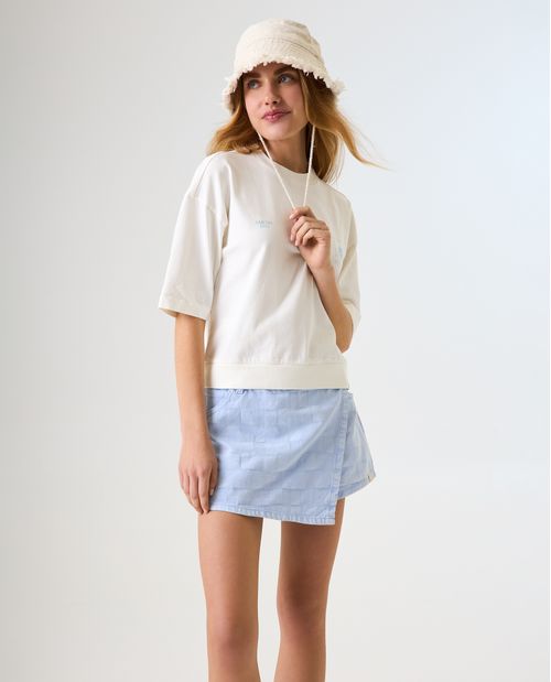 Camiseta Boxy con ruedo en rib para mujer