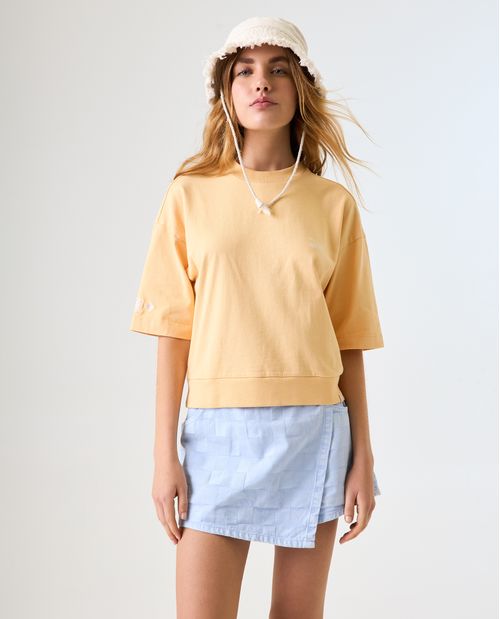 Camiseta Boxy con ruedo en rib para mujer