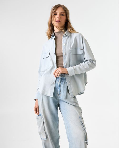 Camisa manga larga tono claro para mujer