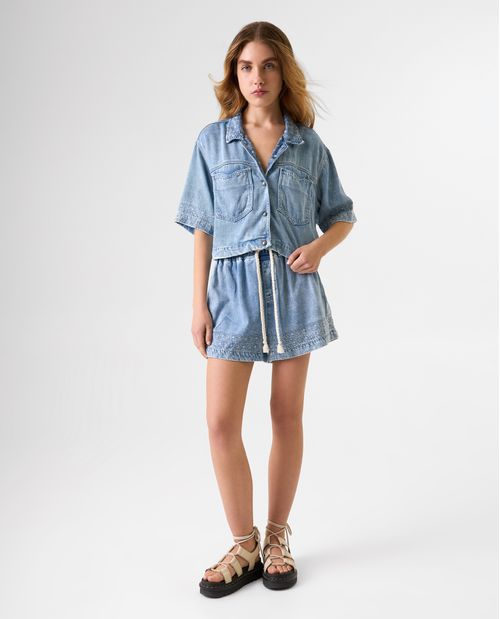 Camisa manga corta con bordado para mujer