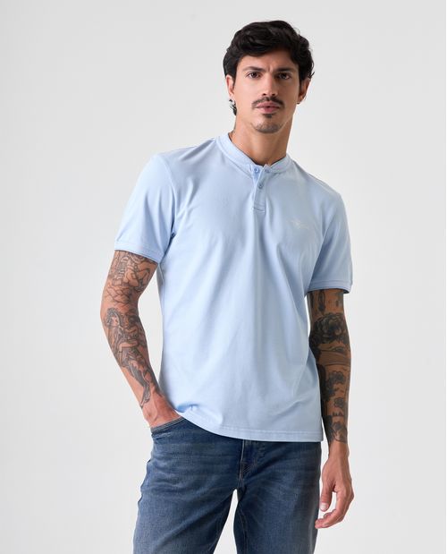 Polo cuello neru con bordado en punto corazón para hombre