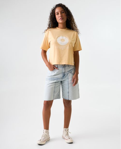 Short tipo bermuda con cortes para mujer