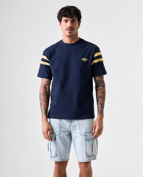 Camiseta con diseño en bloques de color para hombre