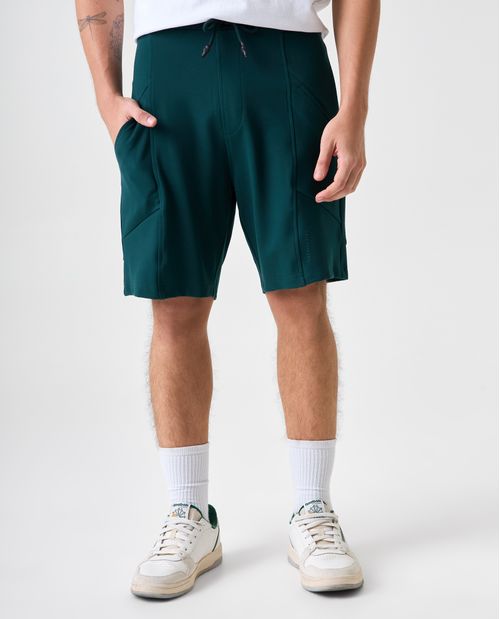 Bermuda jogger con cortes para hombre