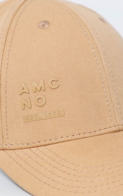 Gorra seis cascos estampada para hombre