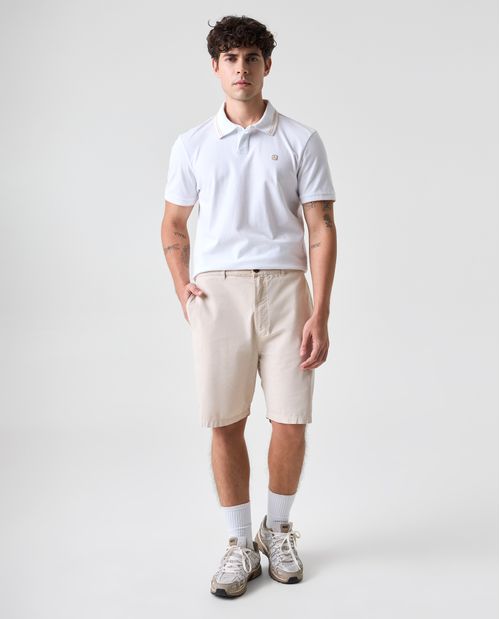 Bermuda jogger con pretina posterior elástica para hombre