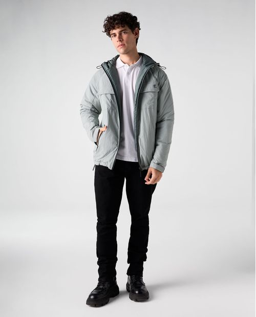 Polo de tela texturizada con bordado para hombre