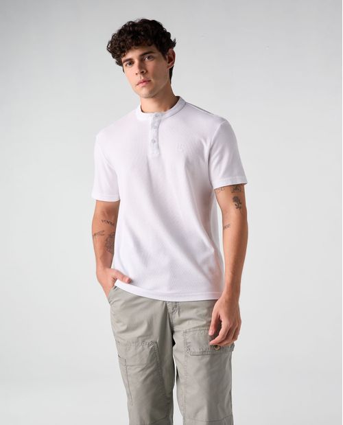 Polo cuello neru de tela con textura para hombre