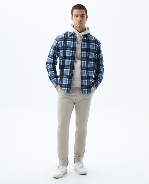 Pantalón tipo chino para hombre