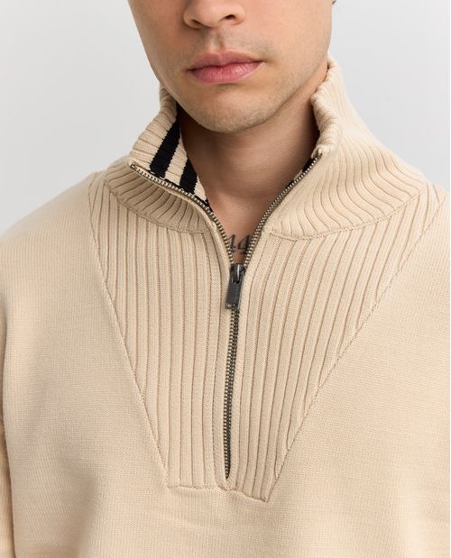 Buzo regular en viscosa con cuello alto acanalado