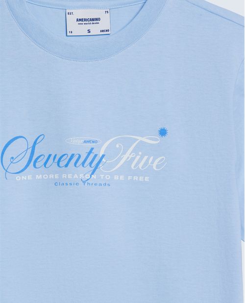 Camiseta slim algodón texto tipográfico