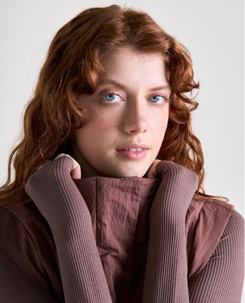 Chaqueta cuello alto para mujer