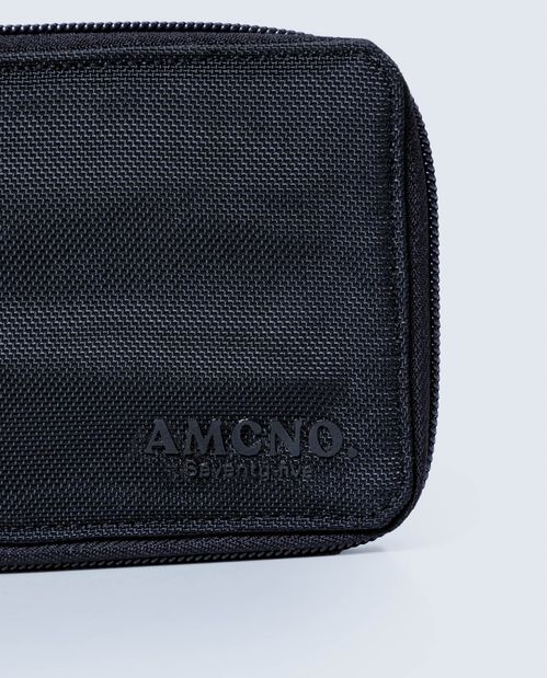 Bolso compacto en poliéster minimalista con cremallera