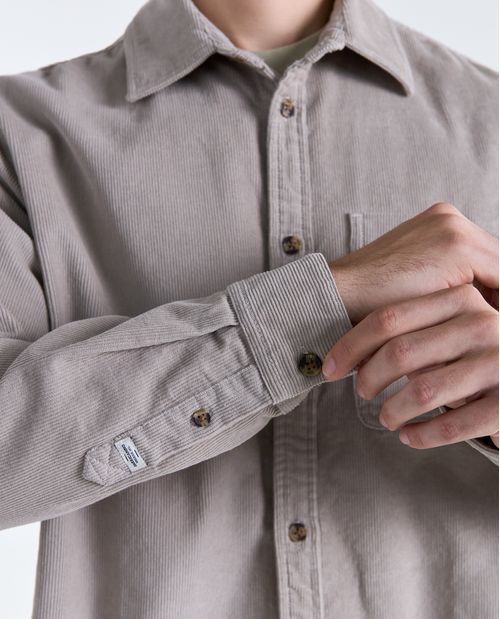 Camisa manga larga cuello clásico para hombre