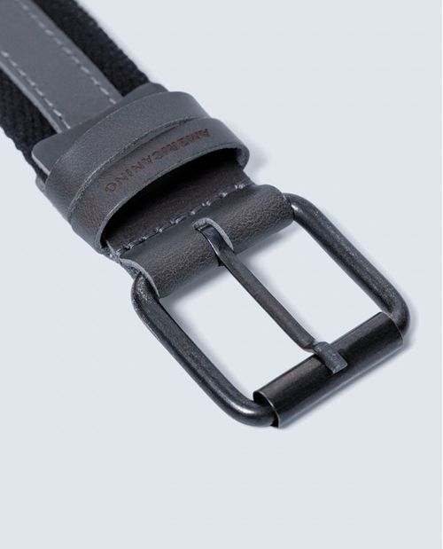 Pantalón fit algodón con bordados florales