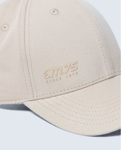 Gorra ajustada en algodón con logo bordado
