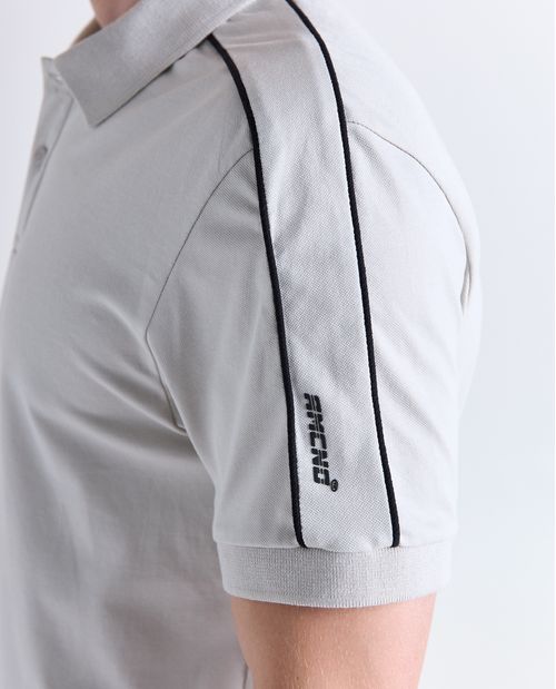 Camisa polo manga corta cuello polo para hombre